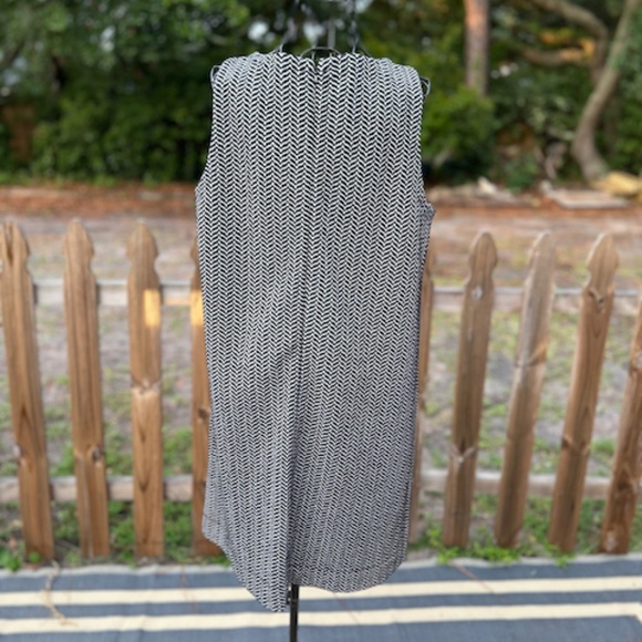 NWT Loft Black and White Herringbone Dress - Picture 5 of 9